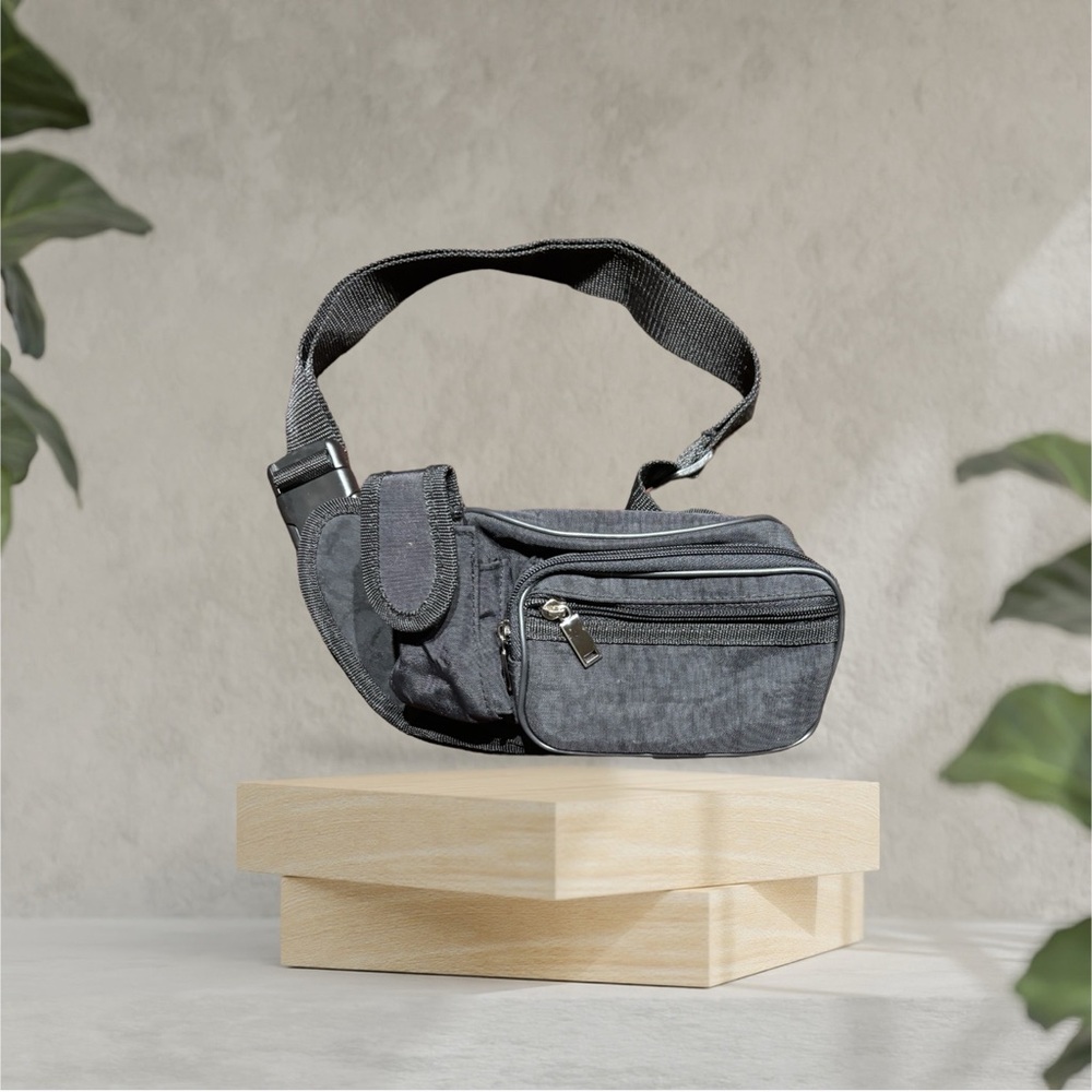 Body Bag with 5 Compartment and Adjustable Strap Women's Black